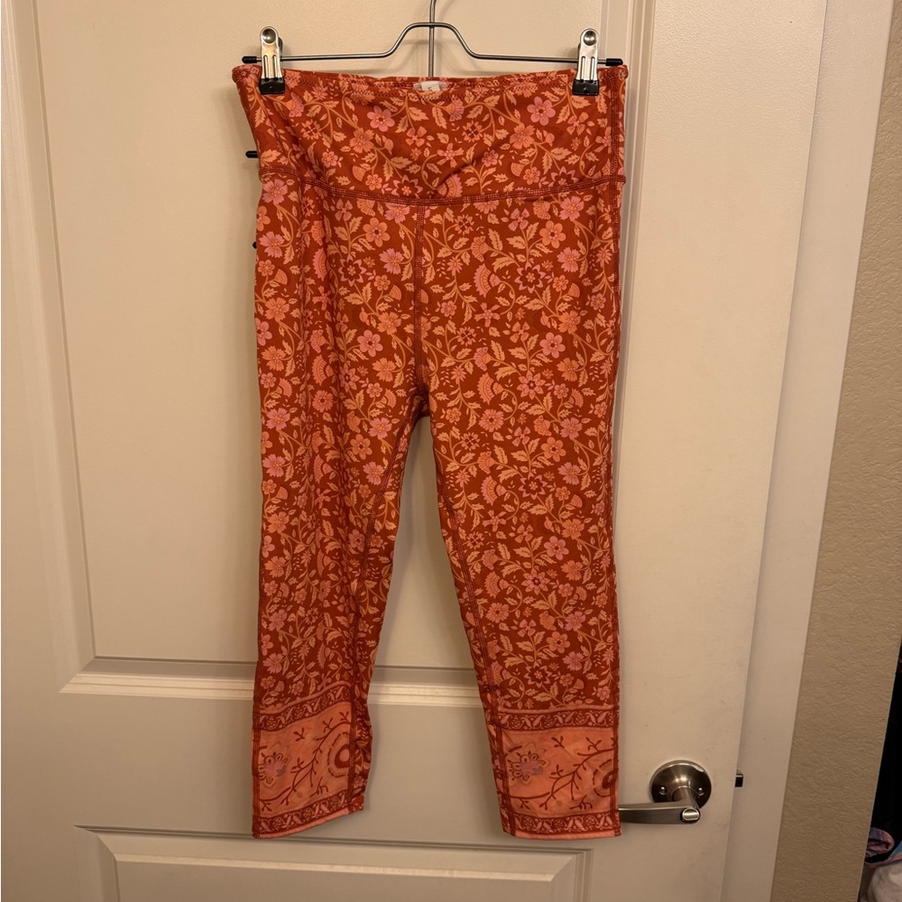 Spell Dahlia Leggings
